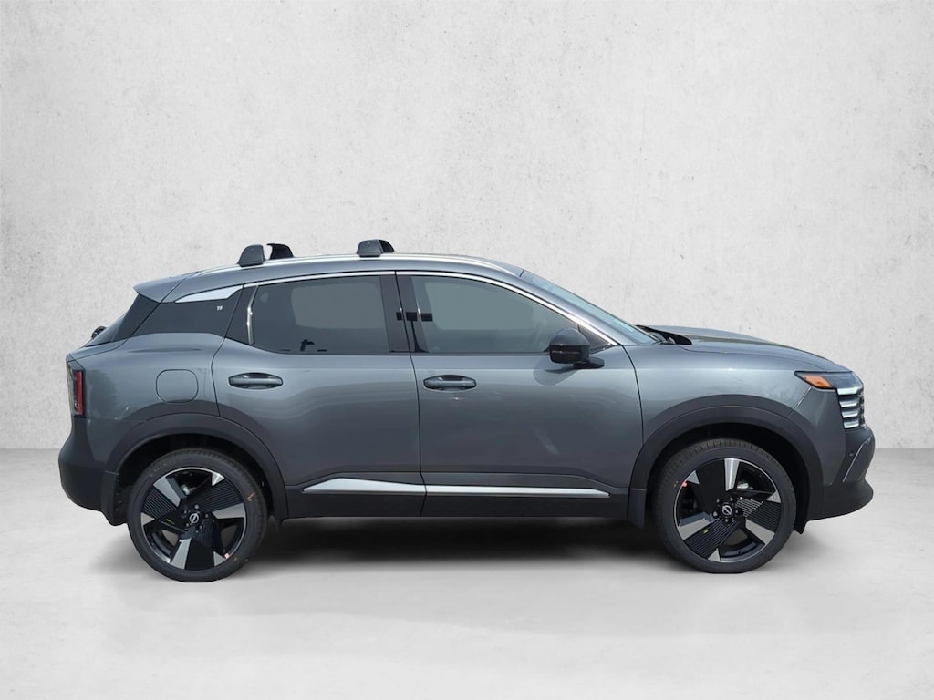 New 2026 Nissan Kicks SR SUV