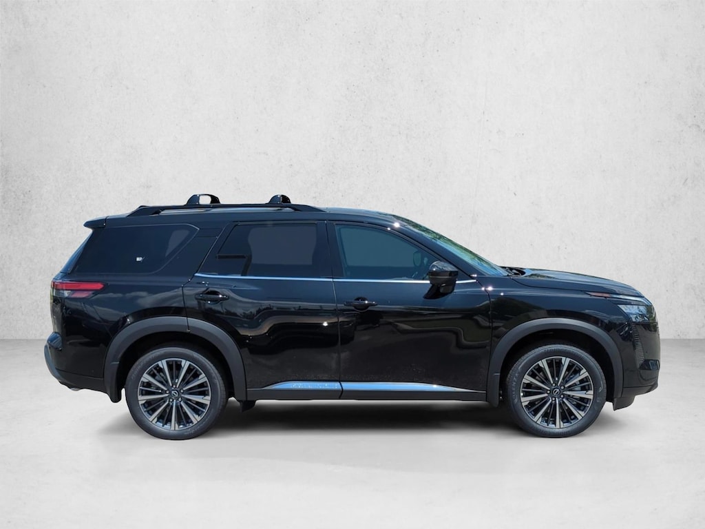 New 2026 Nissan Pathfinder Platinum SUV