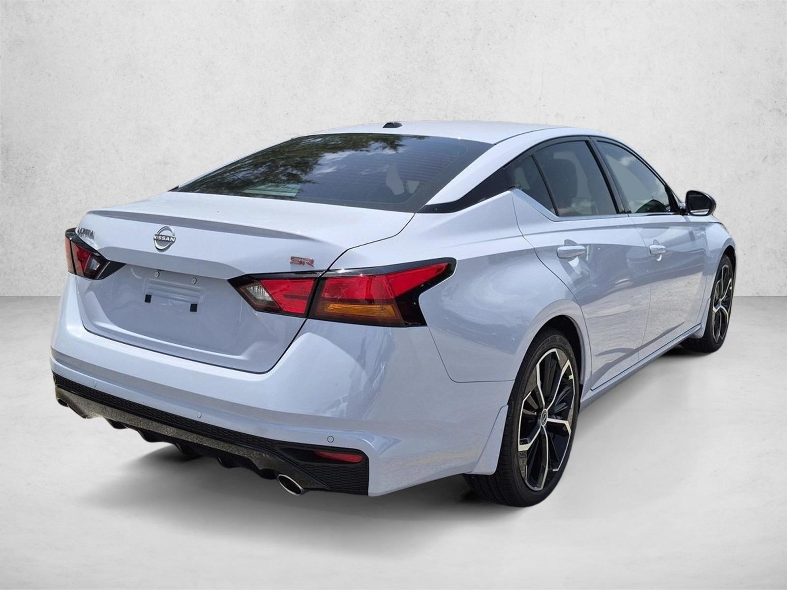 New 2026 Nissan Altima SR Sedan