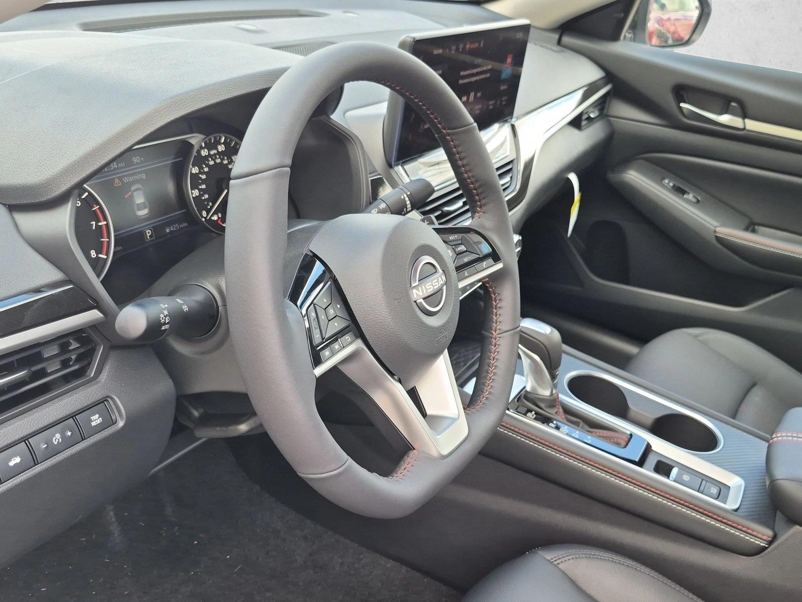 New 2026 Nissan Altima SR Sedan