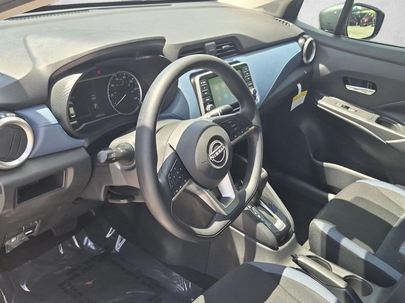 2025 Nissan Versa Sedan SV - Photo 10