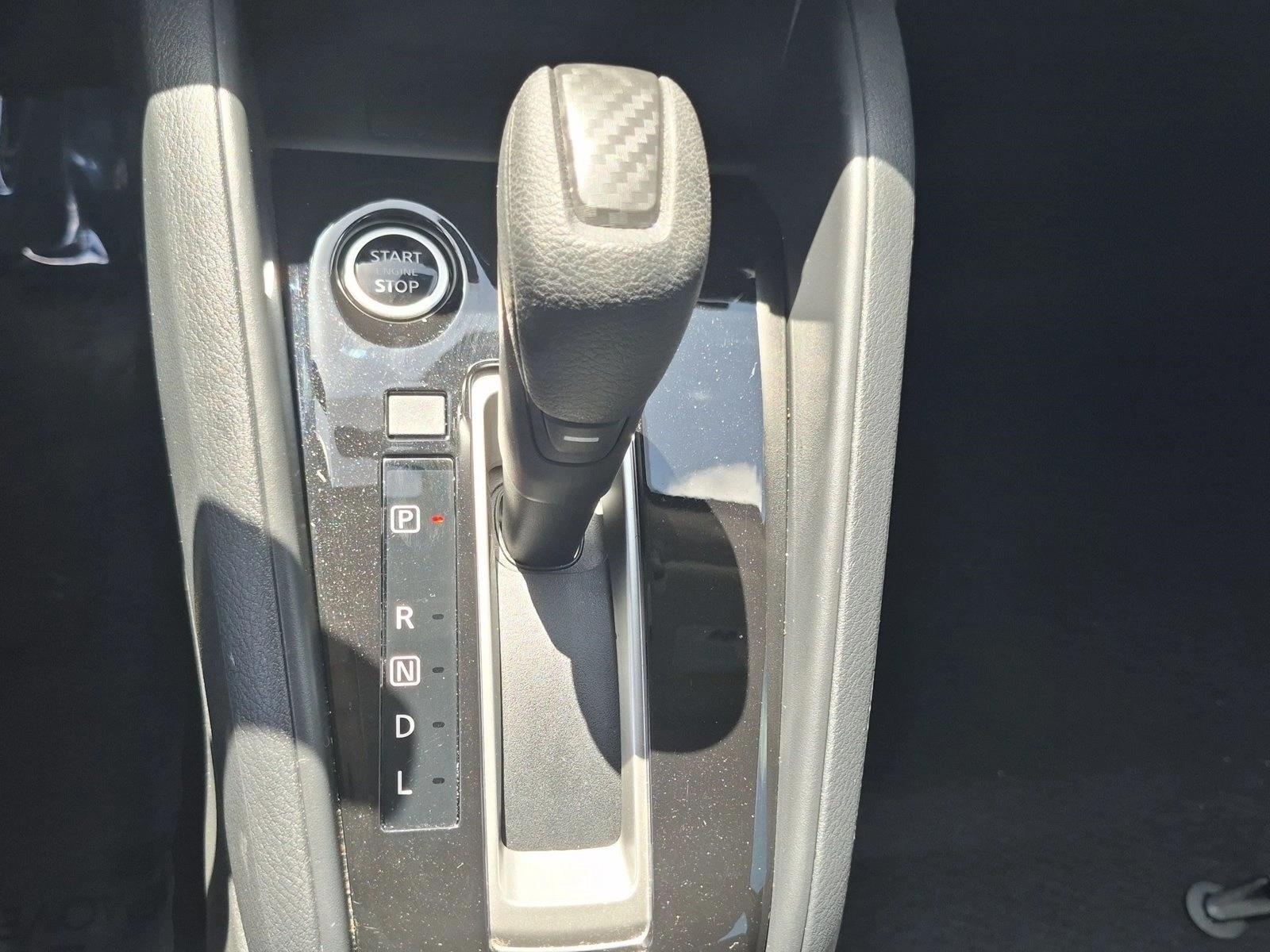 2025 Nissan Versa Sedan SV - Photo 12