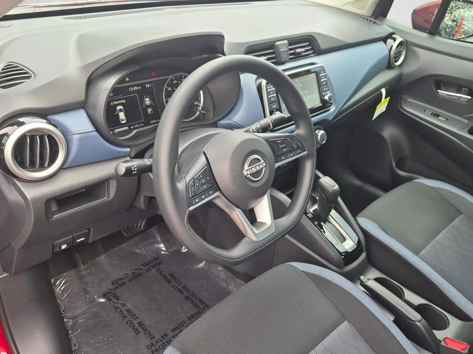 2025 Nissan Versa Sedan SV - Photo 10