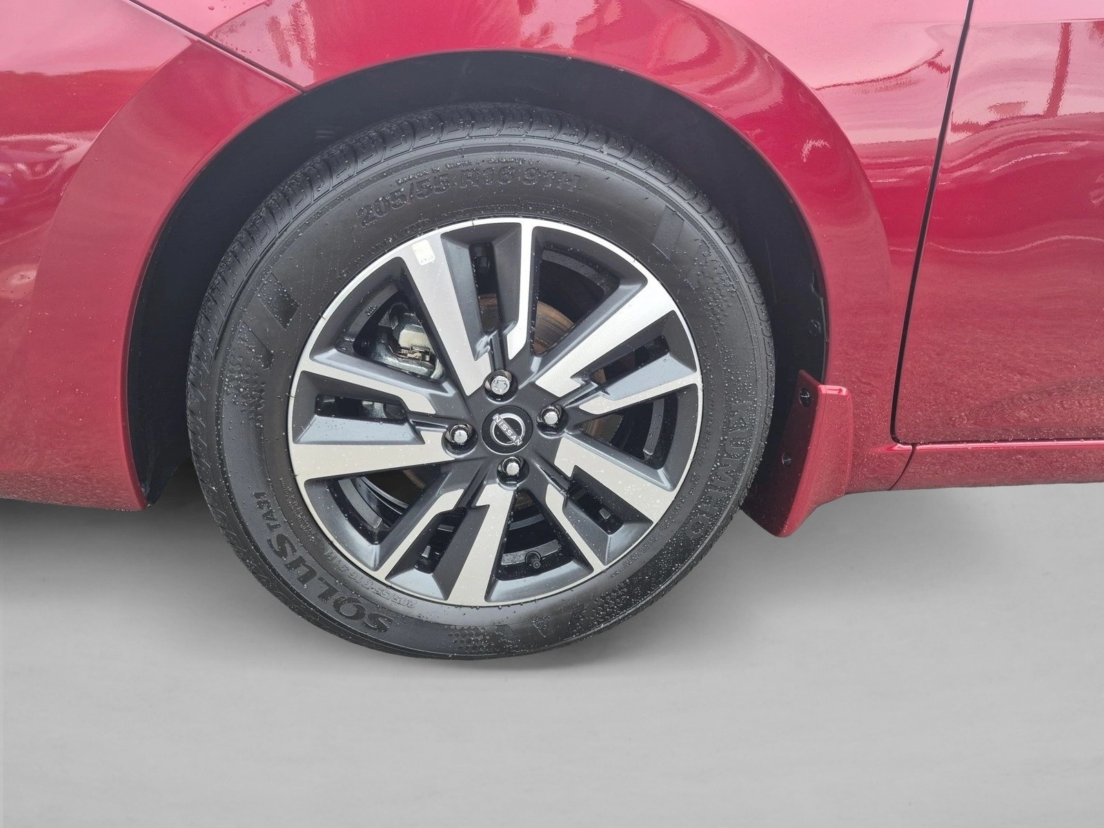 2025 Nissan Versa Sedan SV - Photo 22