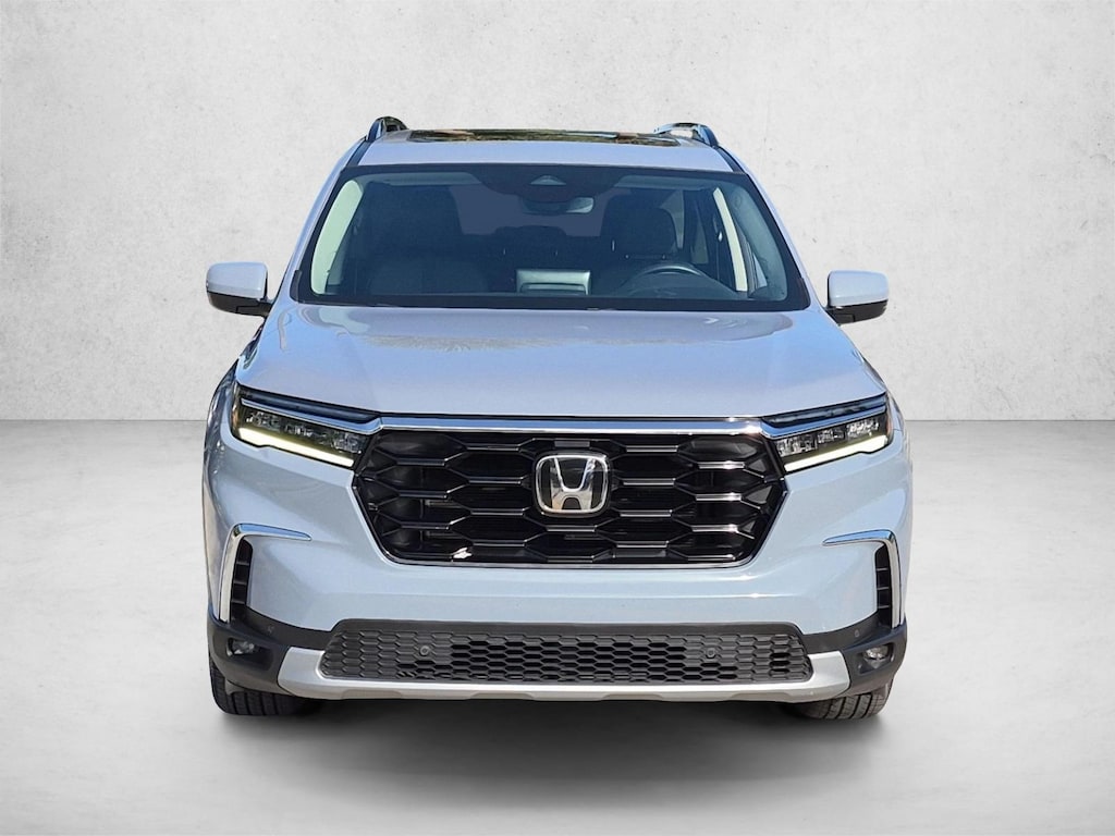 Used 2024 Honda Pilot Touring SUV