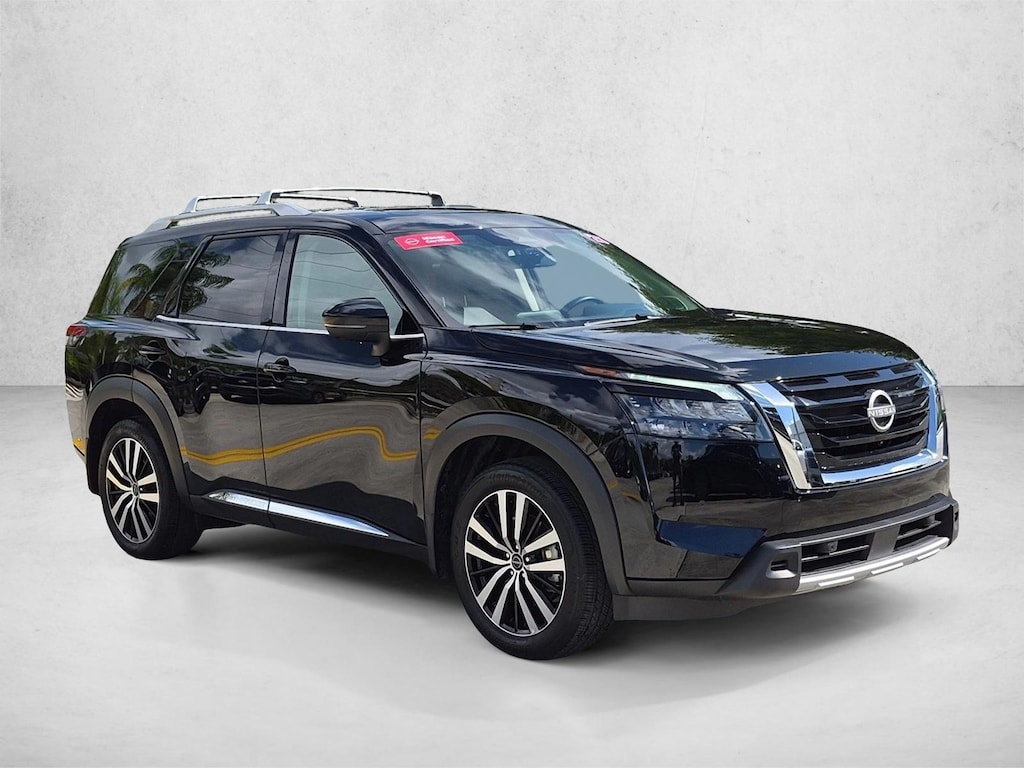 Certified 2025 Nissan Pathfinder Platinum SUV