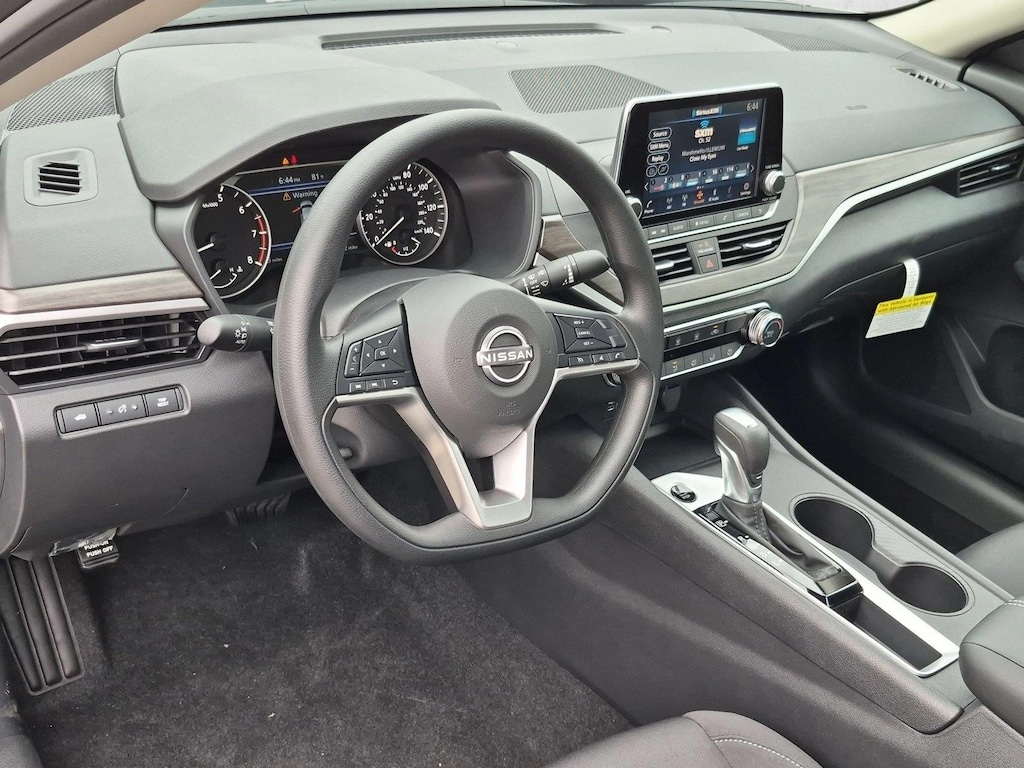 New 2026 Nissan Altima SV Sedan