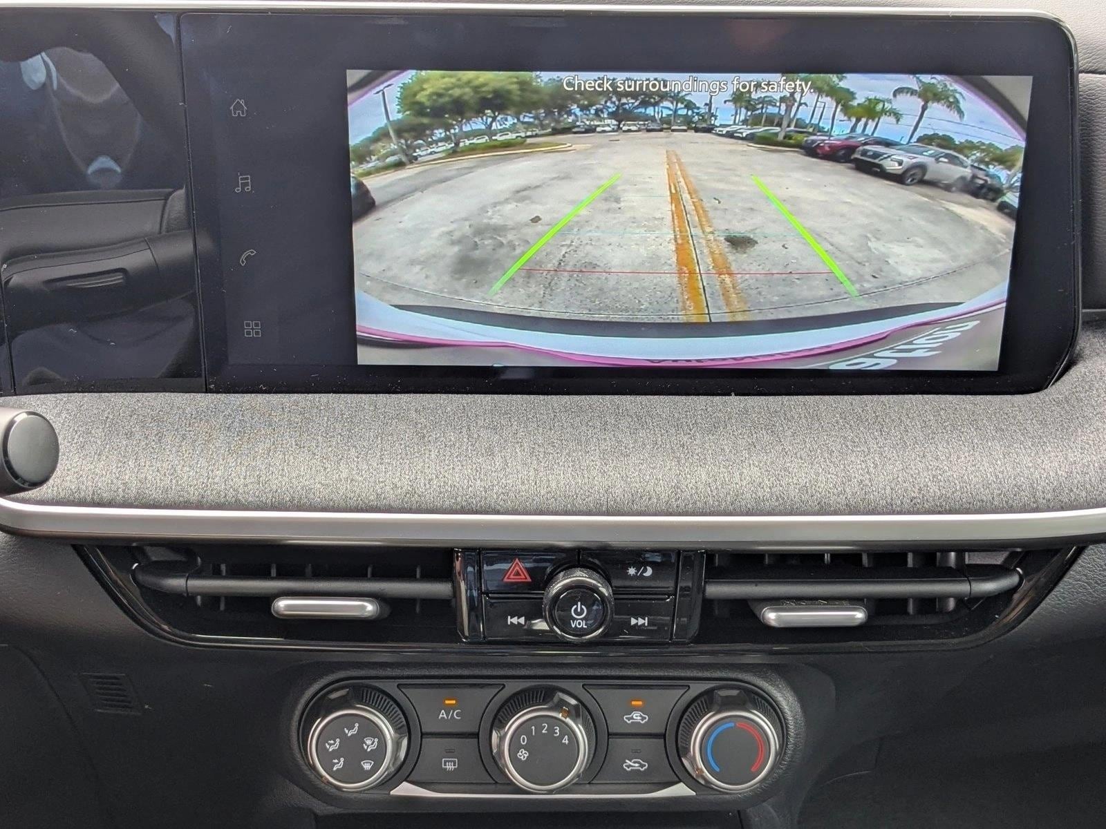 2026 Nissan KICKS S - Photo 12
