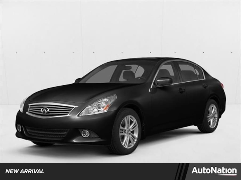 Used 2015 INFINITI Q40 Sedan