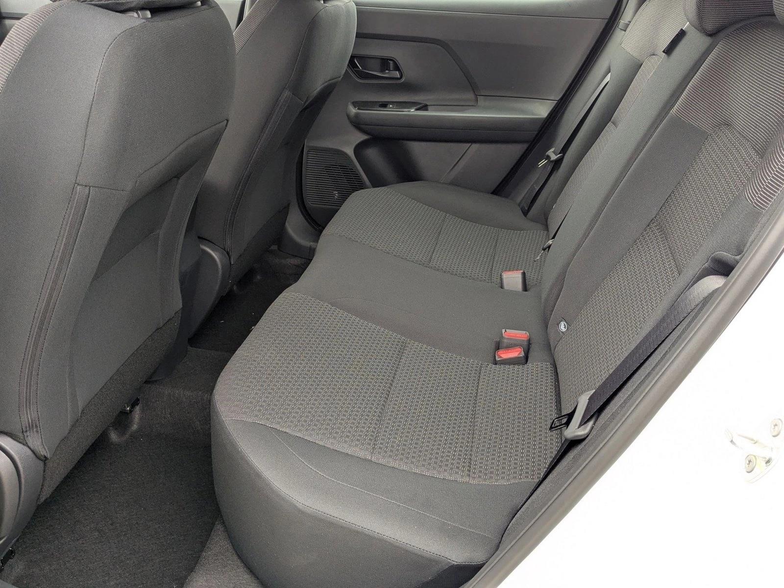 2026 Nissan KICKS S - Photo 14