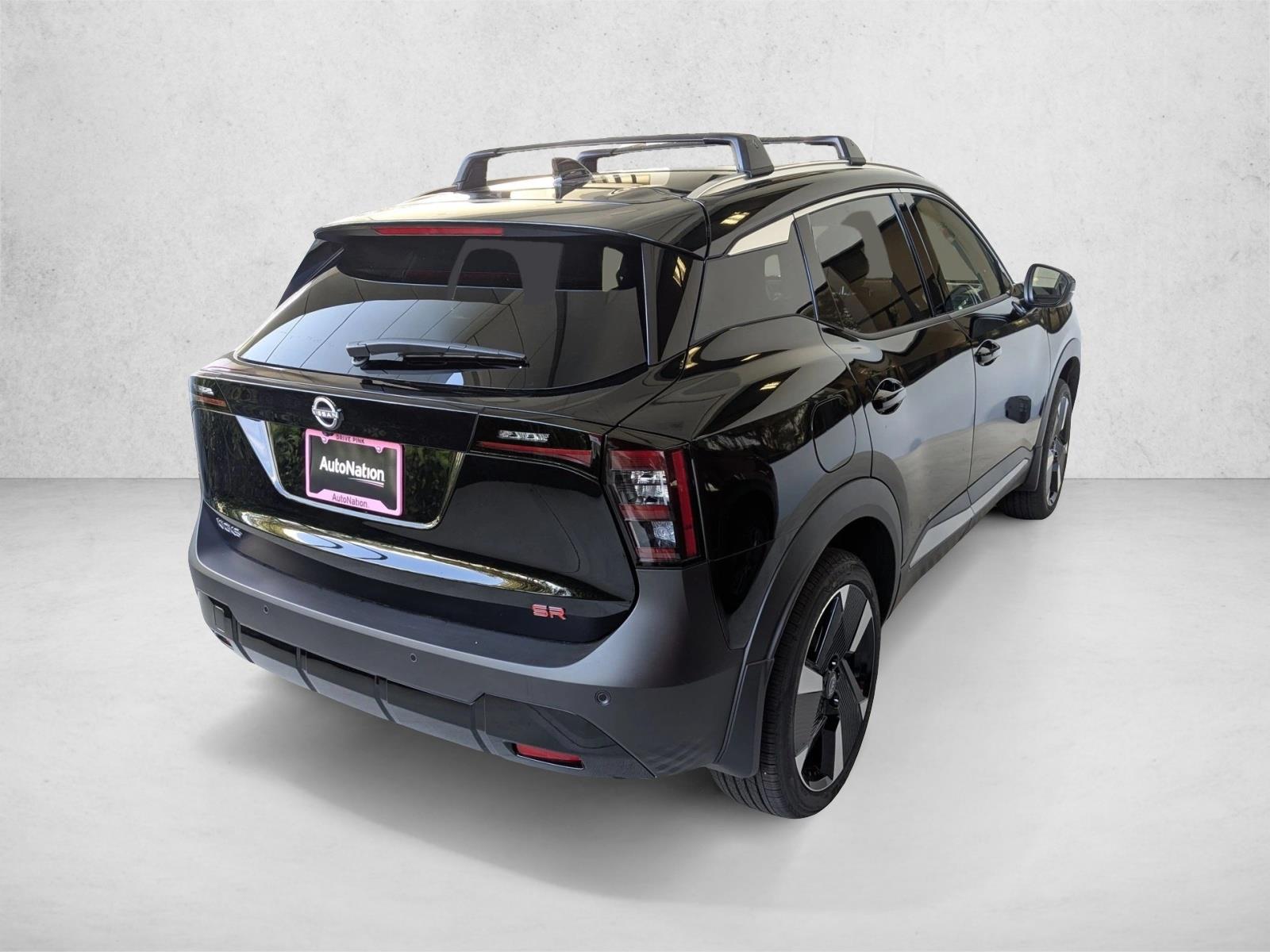 2026 Nissan KICKS SR - Photo 2