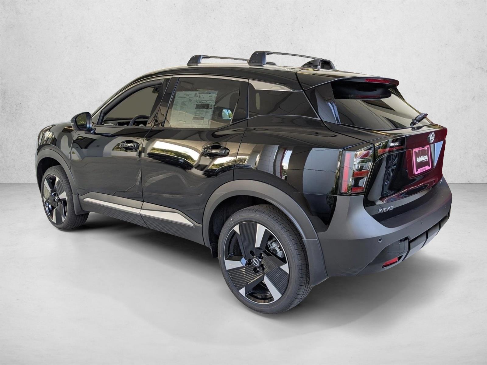 2026 Nissan KICKS SR - Photo 8