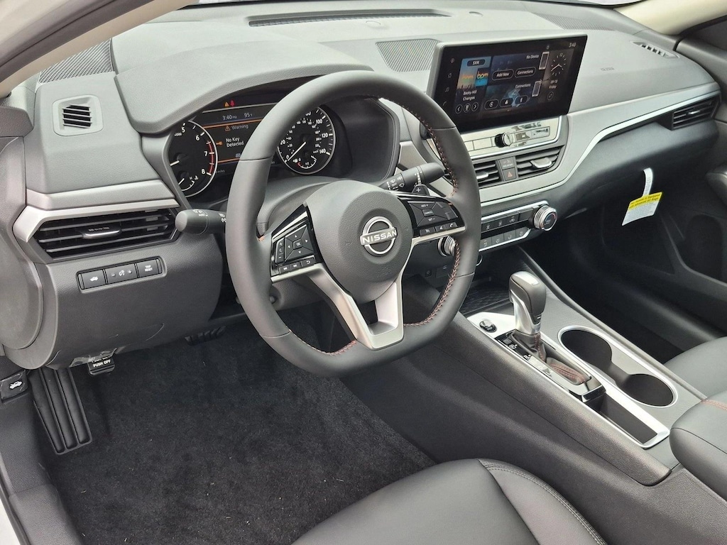 New 2026 Nissan Altima SR Sedan