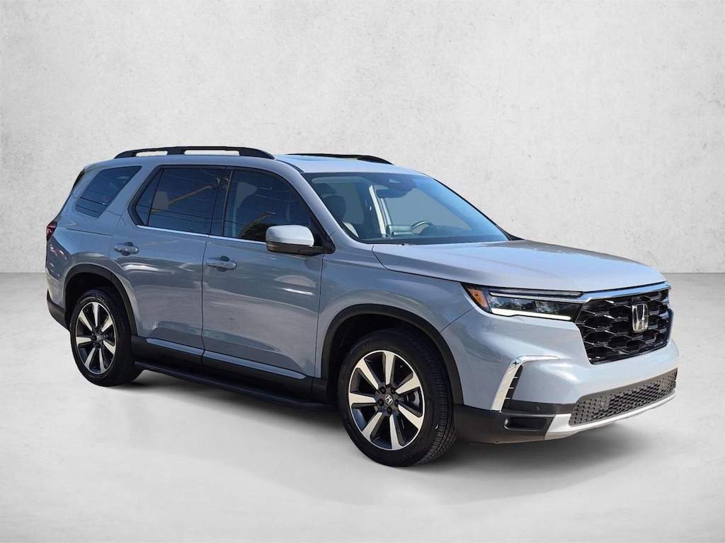 Used 2024 Honda Pilot Touring SUV