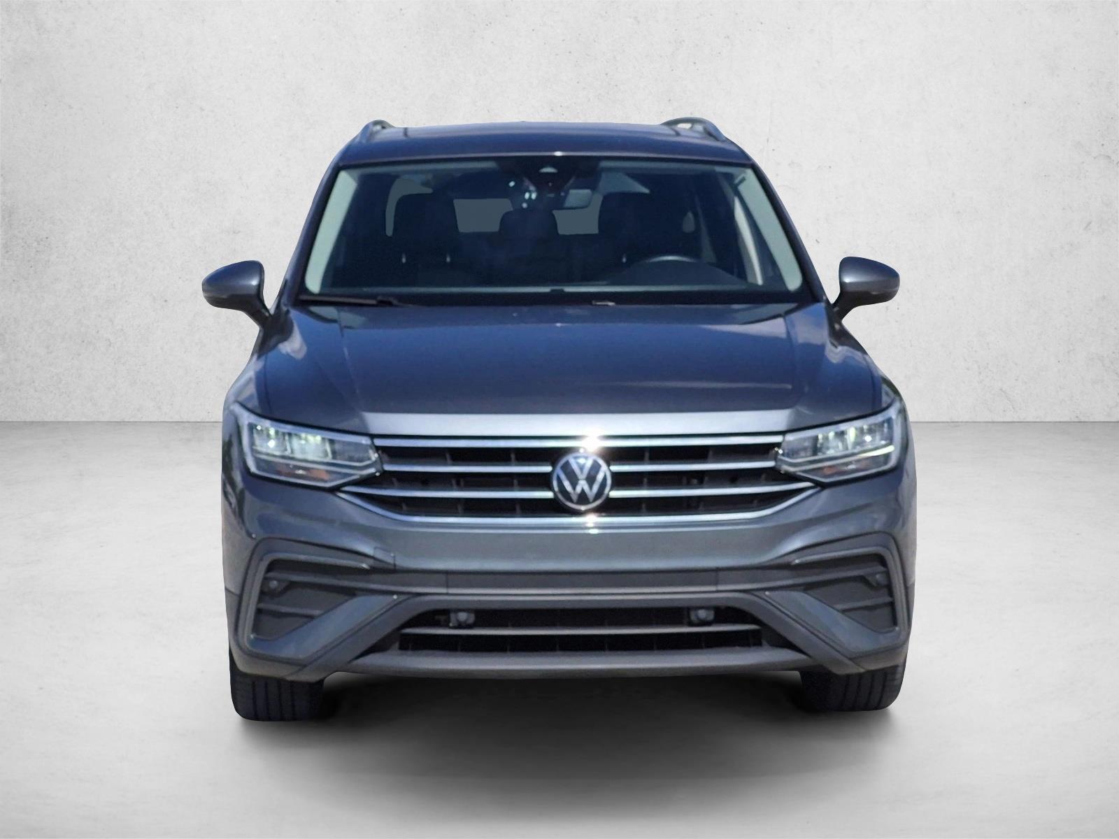 Used 2024 Volkswagen Tiguan SE SUV