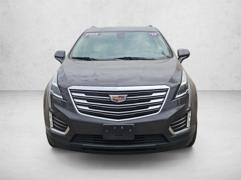 Used 2017 CADILLAC XT5 Luxury FWD SUV