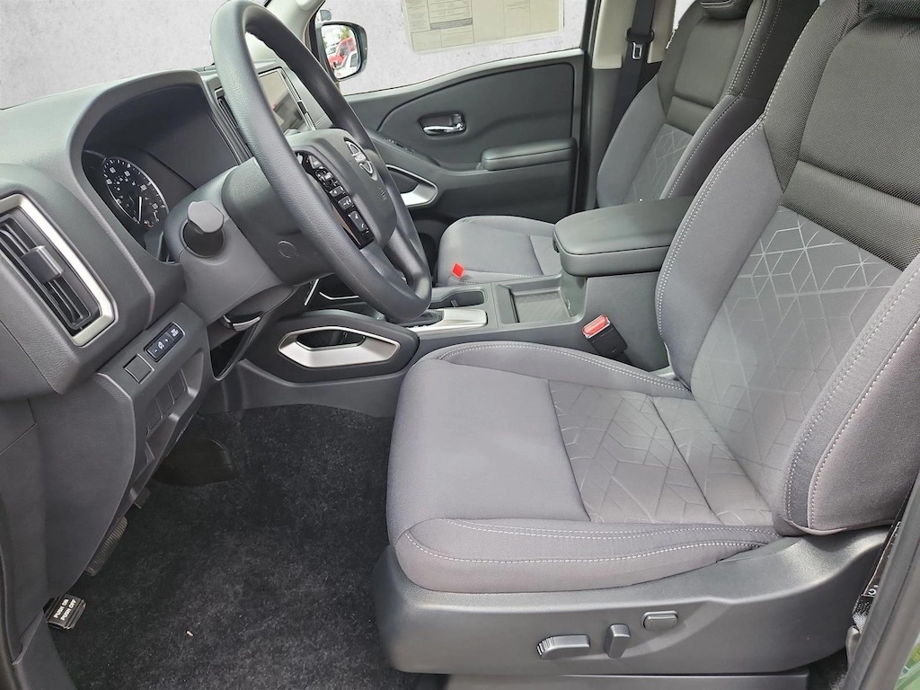 New 2027 Nissan Frontier SV Truck Crew Cab