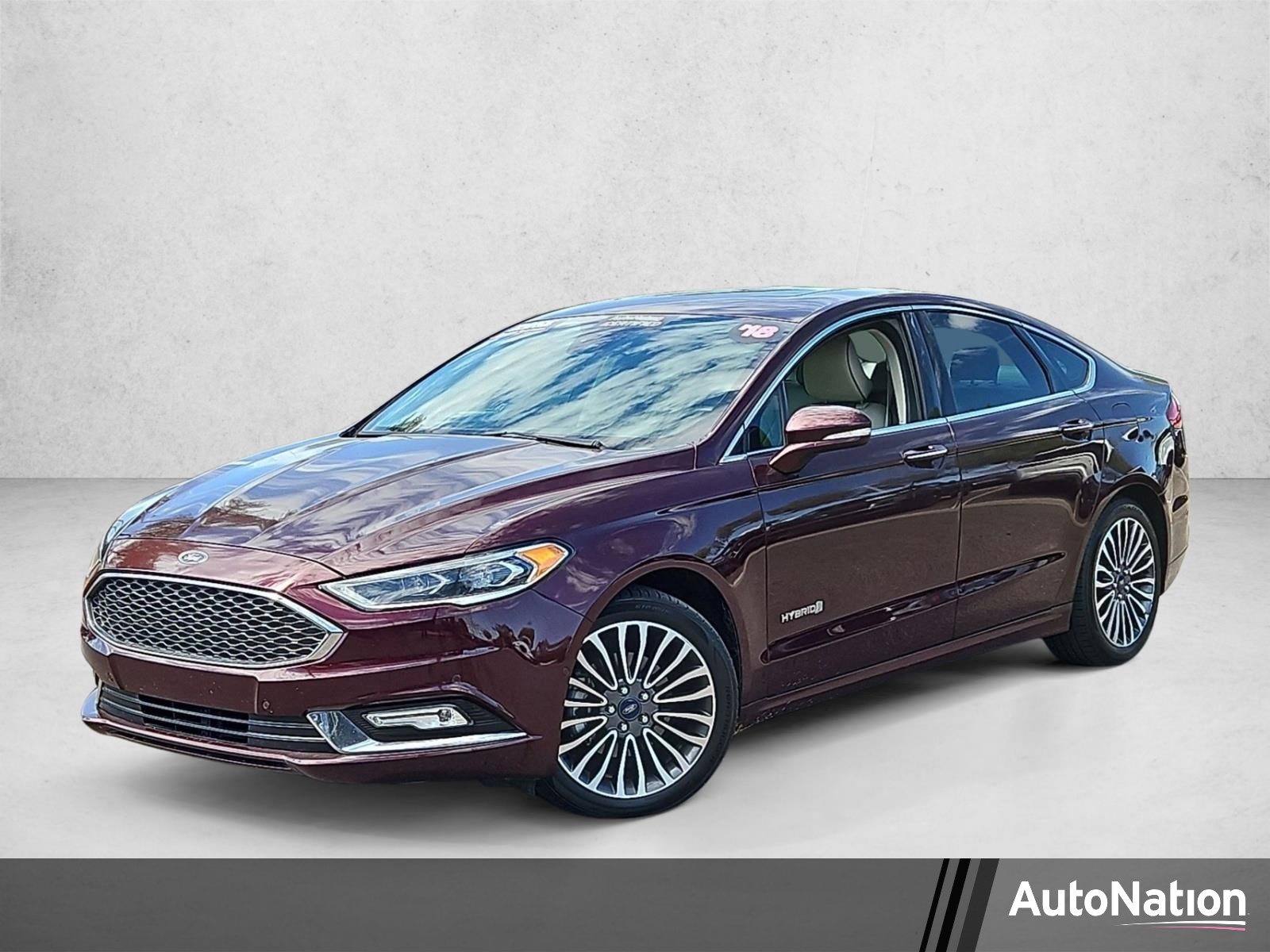 2018 Ford Fusion Hybrid Platinum Sedan