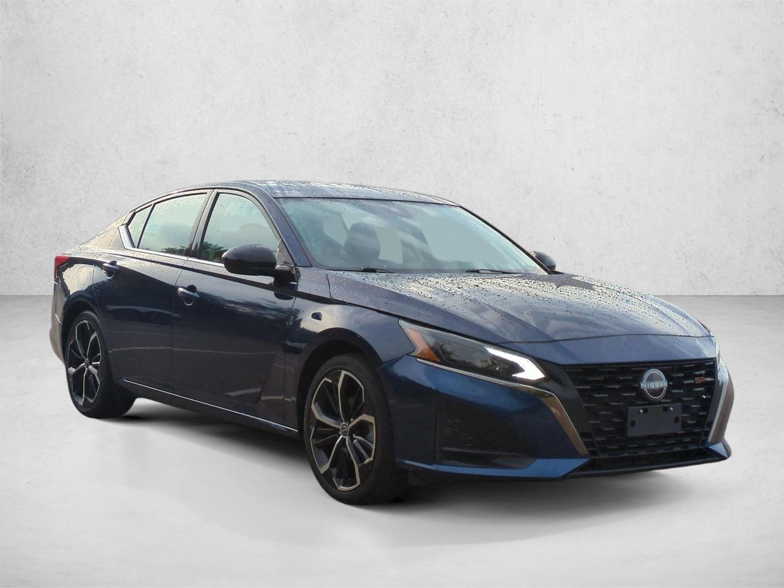 Used 2023 Nissan Altima 2.5 SR Sedan