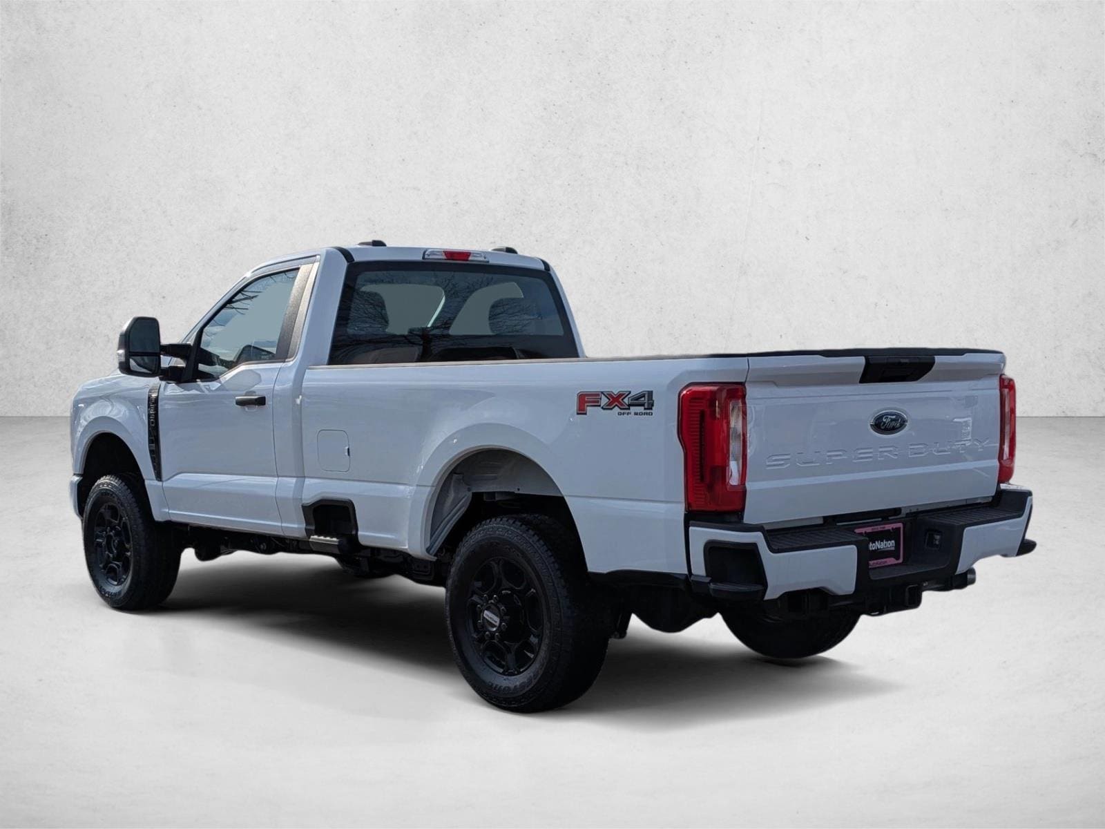 2026 Ford F-350 Super Duty XL - Photo 9