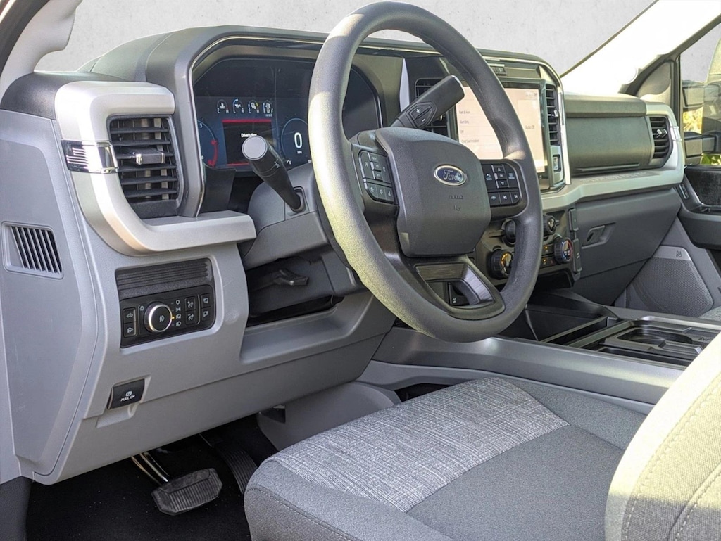 New 2026 Ford F-250 XLT Truck Crew Cab