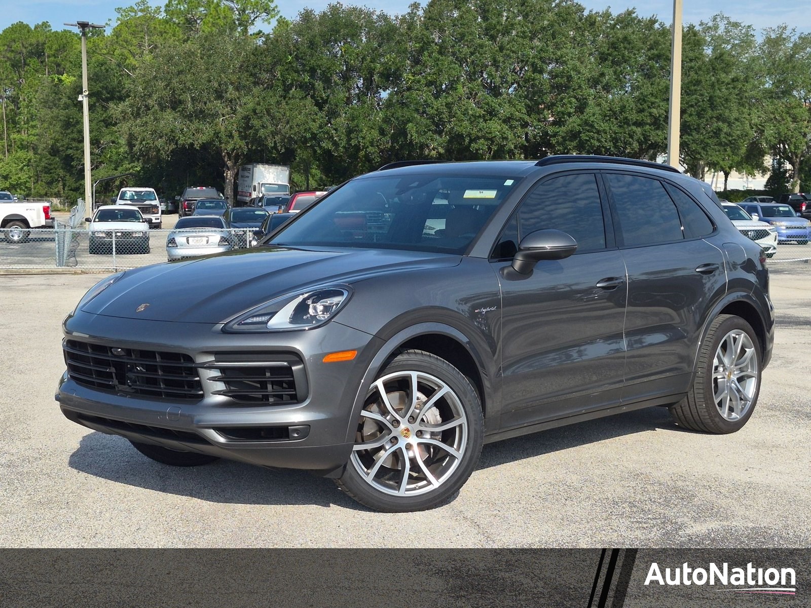 Porsche Cayenne E-Hybrid