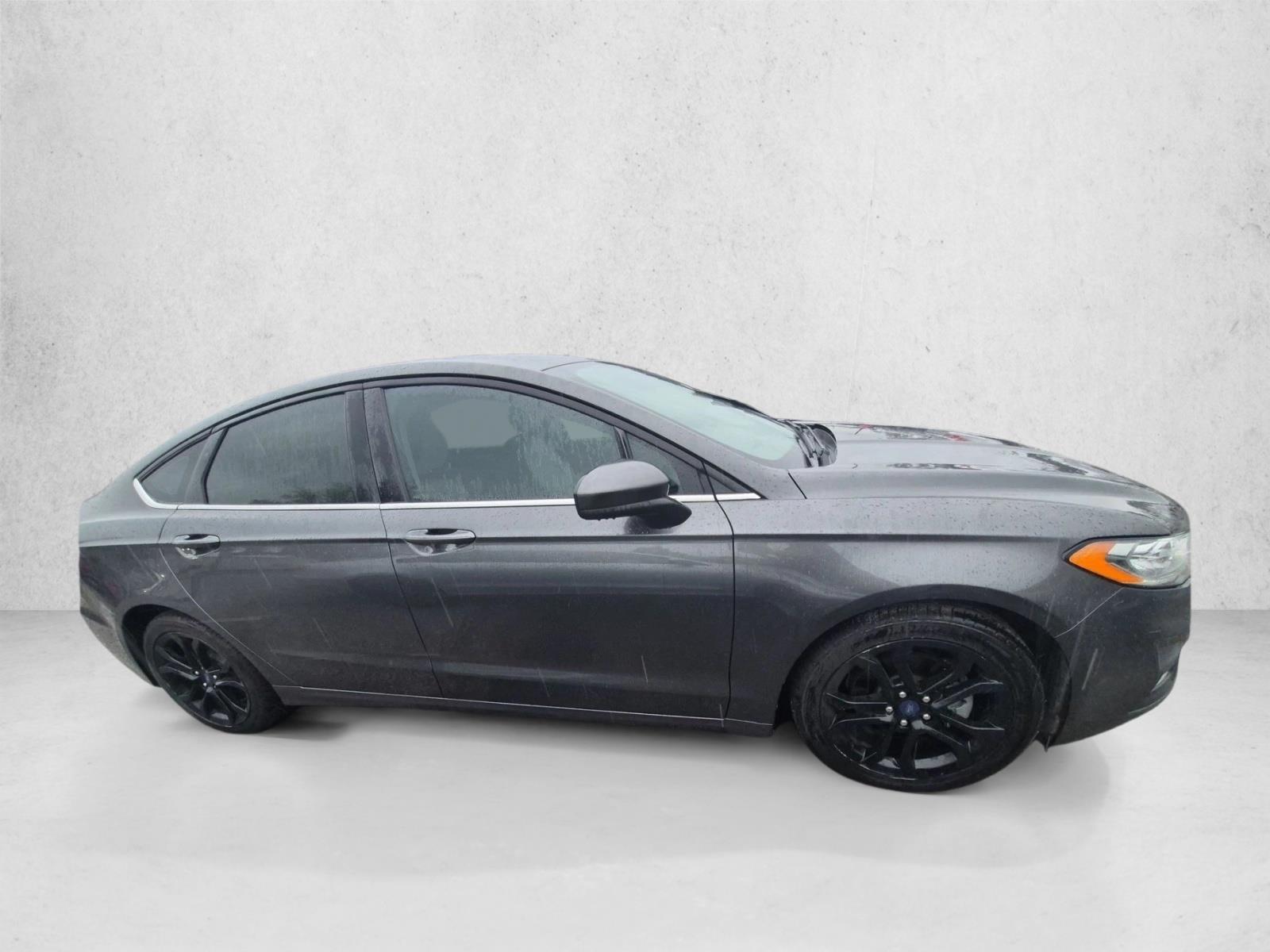 Used 2020 Ford Fusion SE Sedan