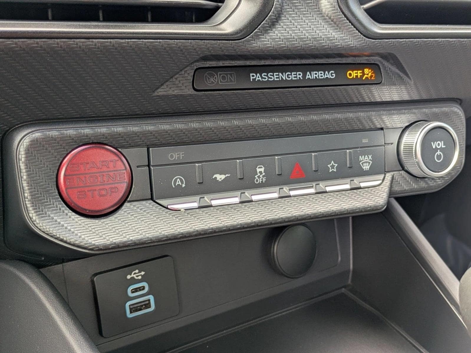 2026 Ford Mustang EcoBoost Fastback - Photo 14