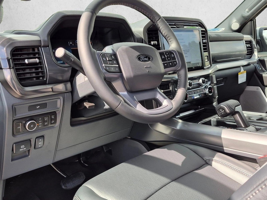 New 2026 Ford F-150 LARIAT Truck SuperCrew Cab