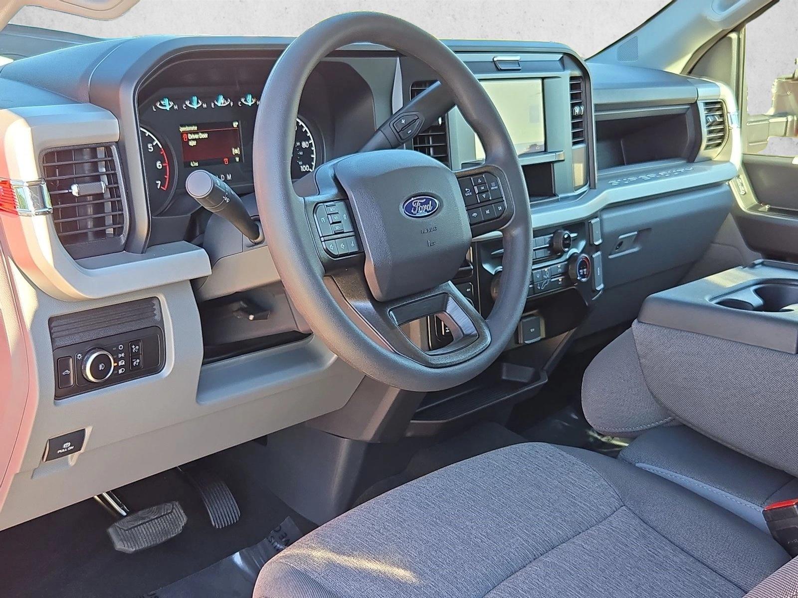 New 2027 Ford F-250 XL Truck Crew Cab