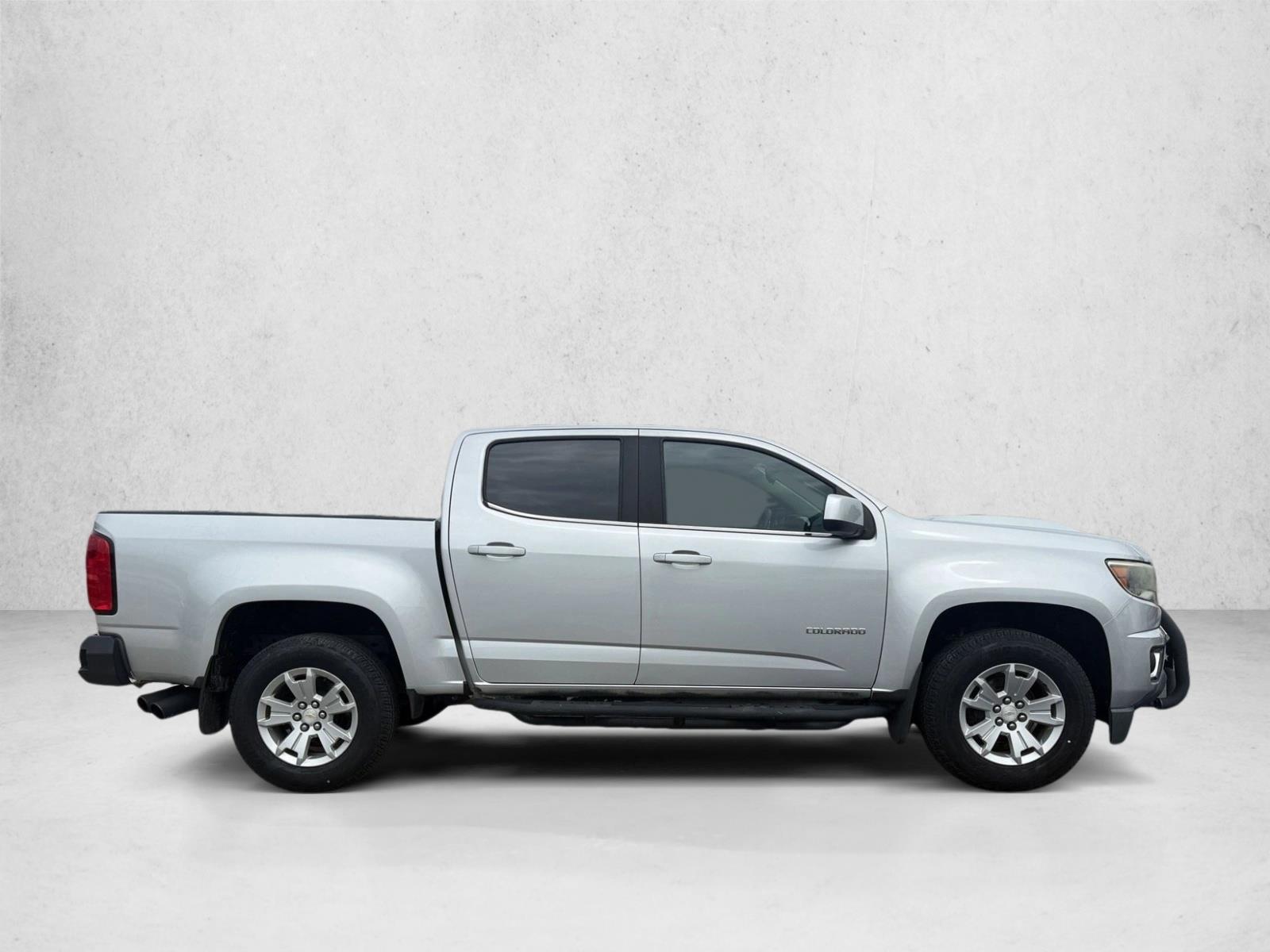 Used 2017 Chevrolet Colorado 2WD LT Truck Crew Cab