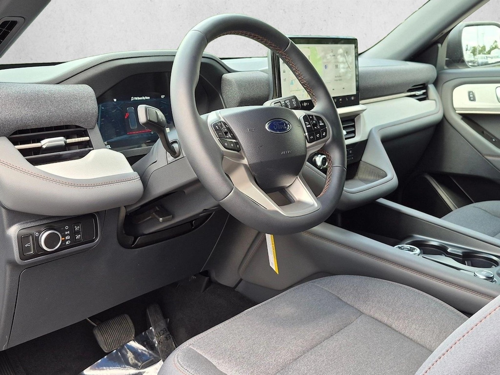 New 2027 Ford Explorer Active w/200A Pkg SUV