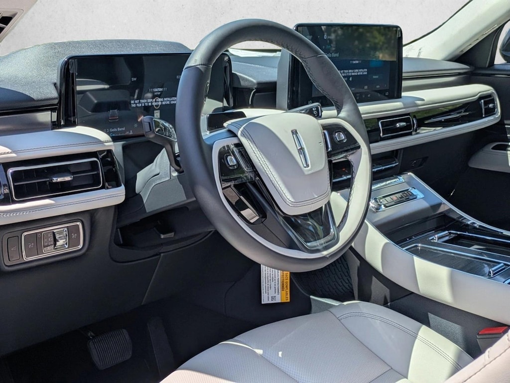 New 2026 Lincoln Aviator Premiere SUV