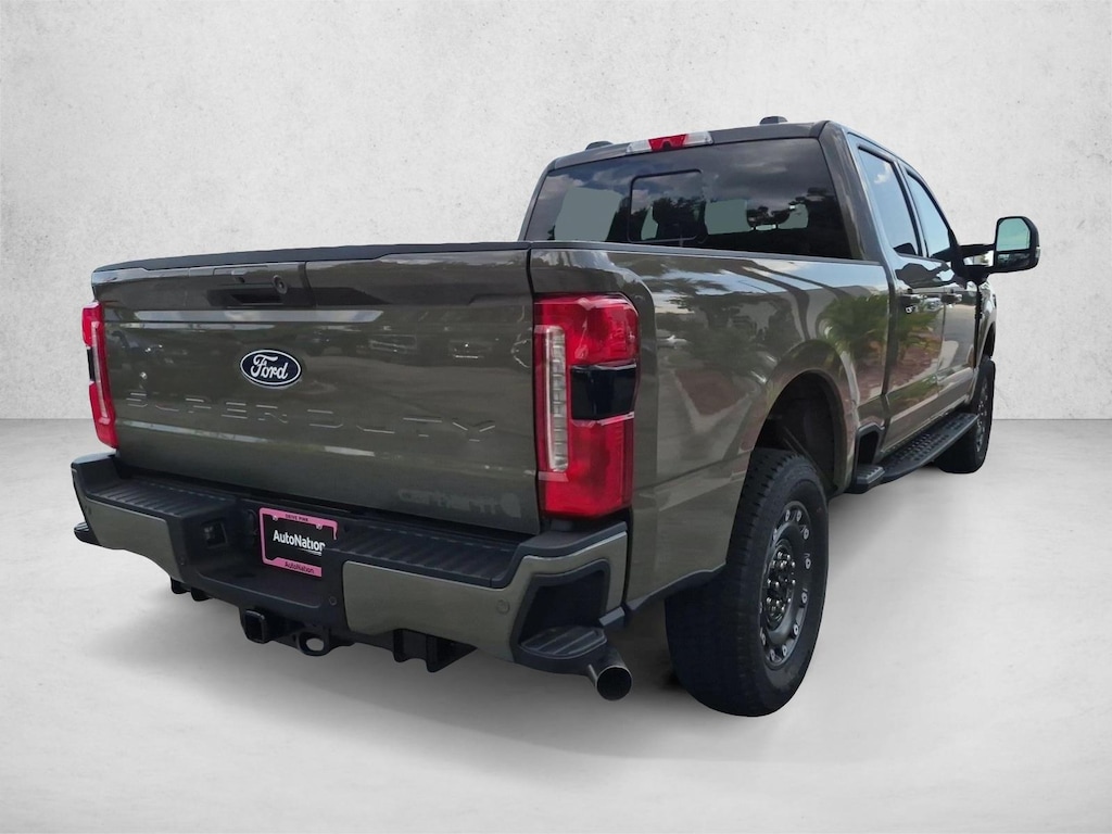 New 2027 Ford F-250 XLT Truck Crew Cab