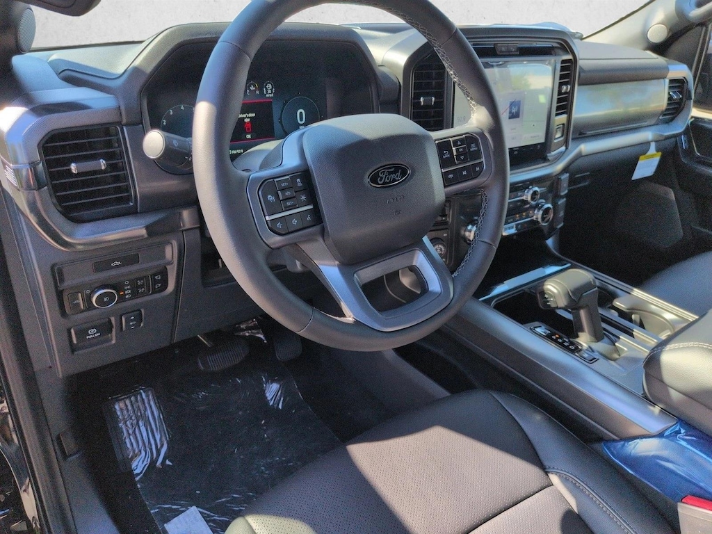 New 2026 Ford F-150 LARIAT Truck SuperCrew Cab