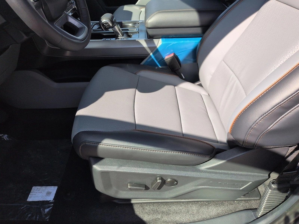 New 2026 Ford F-150 LARIAT Truck SuperCrew Cab