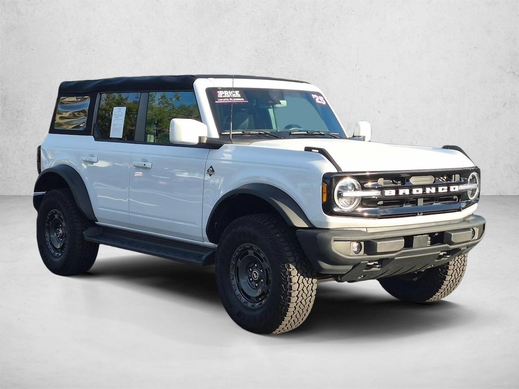 Certified 2025 Ford Bronco Outer Banks SUV