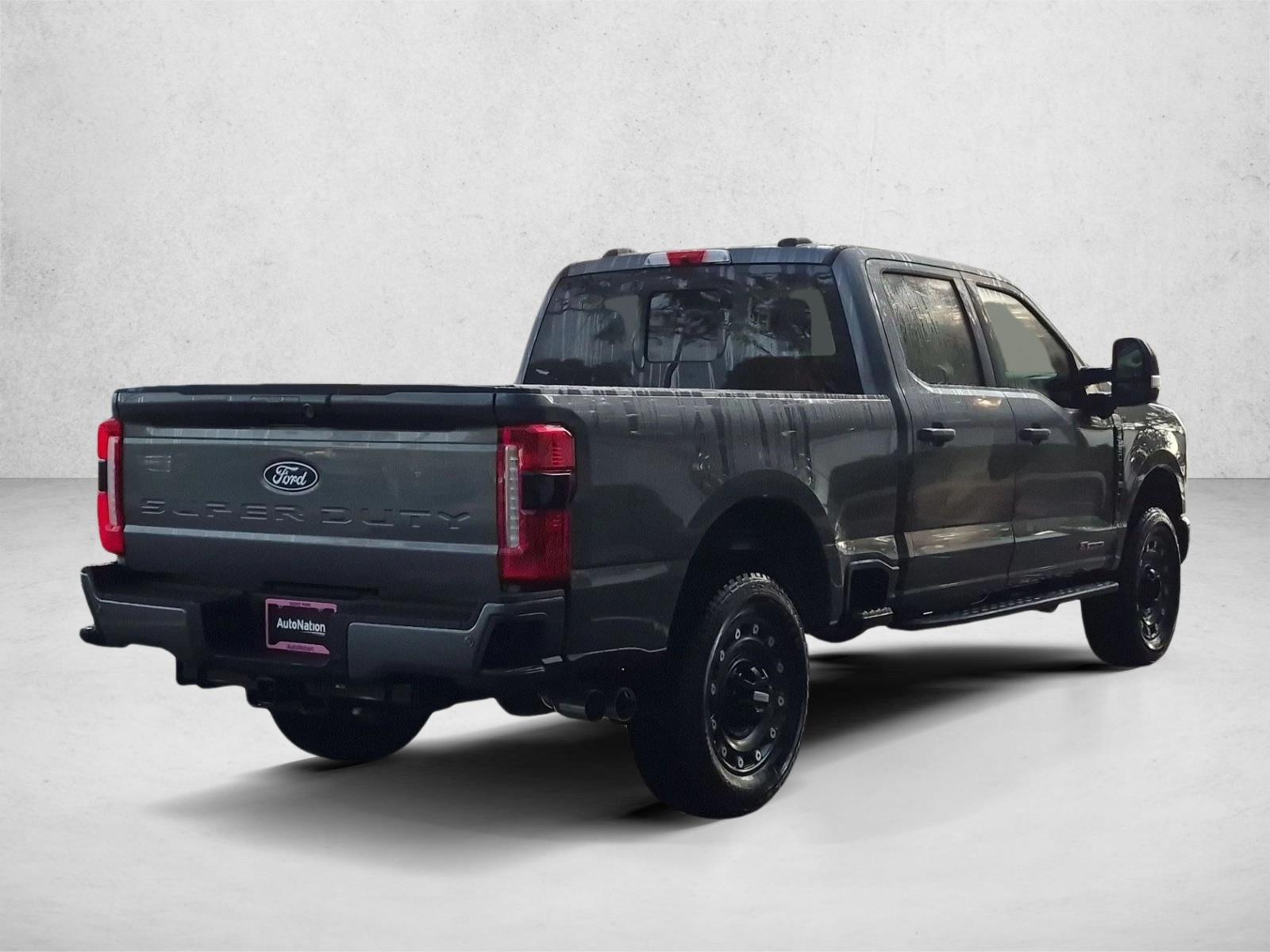New 2027 Ford F-250 XLT Truck Crew Cab