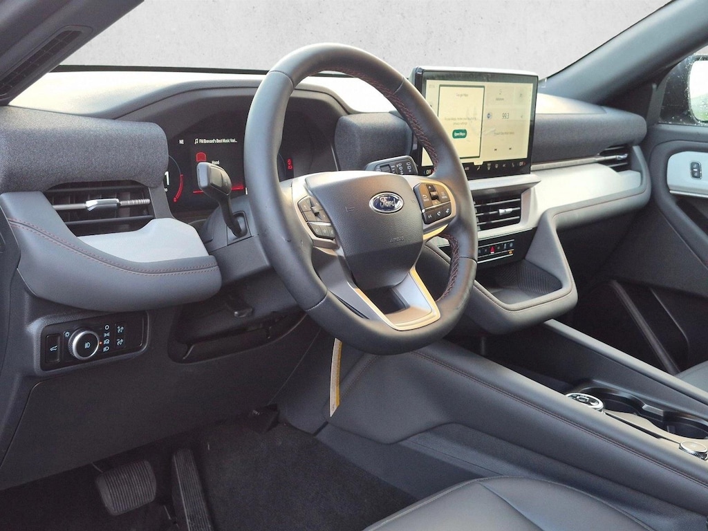 New 2027 Ford Explorer Active w/200A Pkg SUV