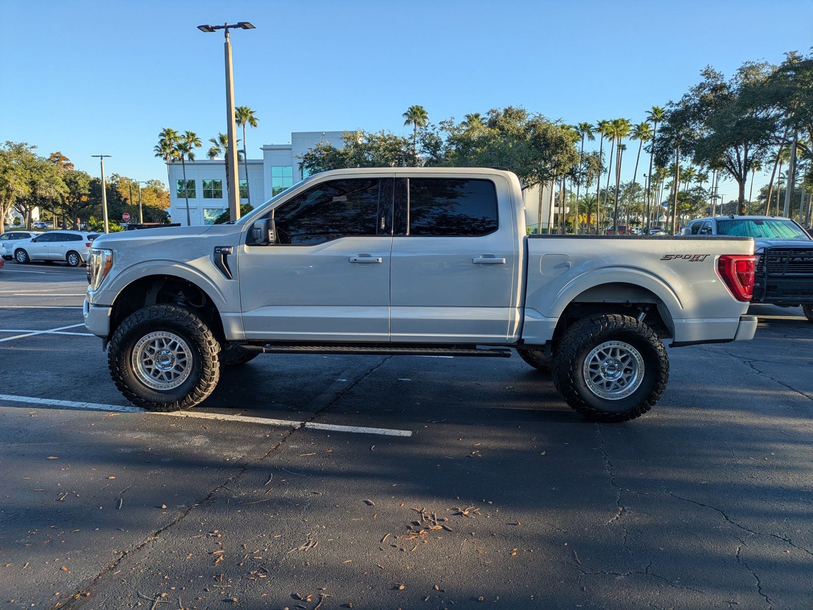 Used 2022 Ford F-150 XLT Truck SuperCrew Cab