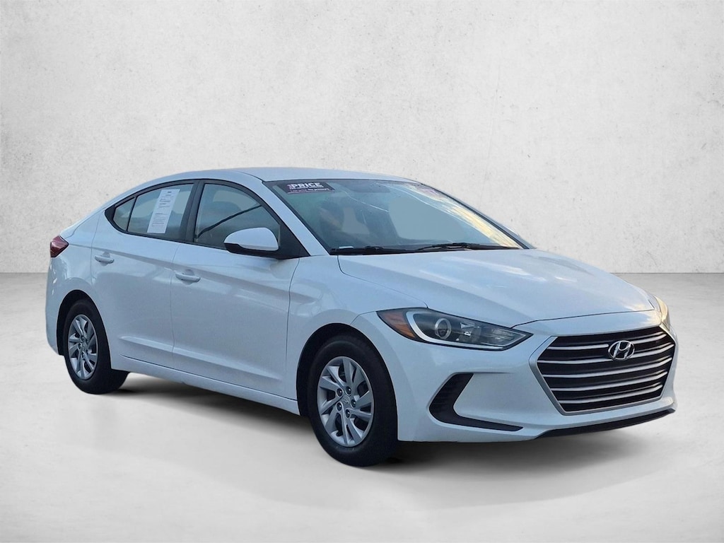 Used 2017 Hyundai Elantra SE Sedan