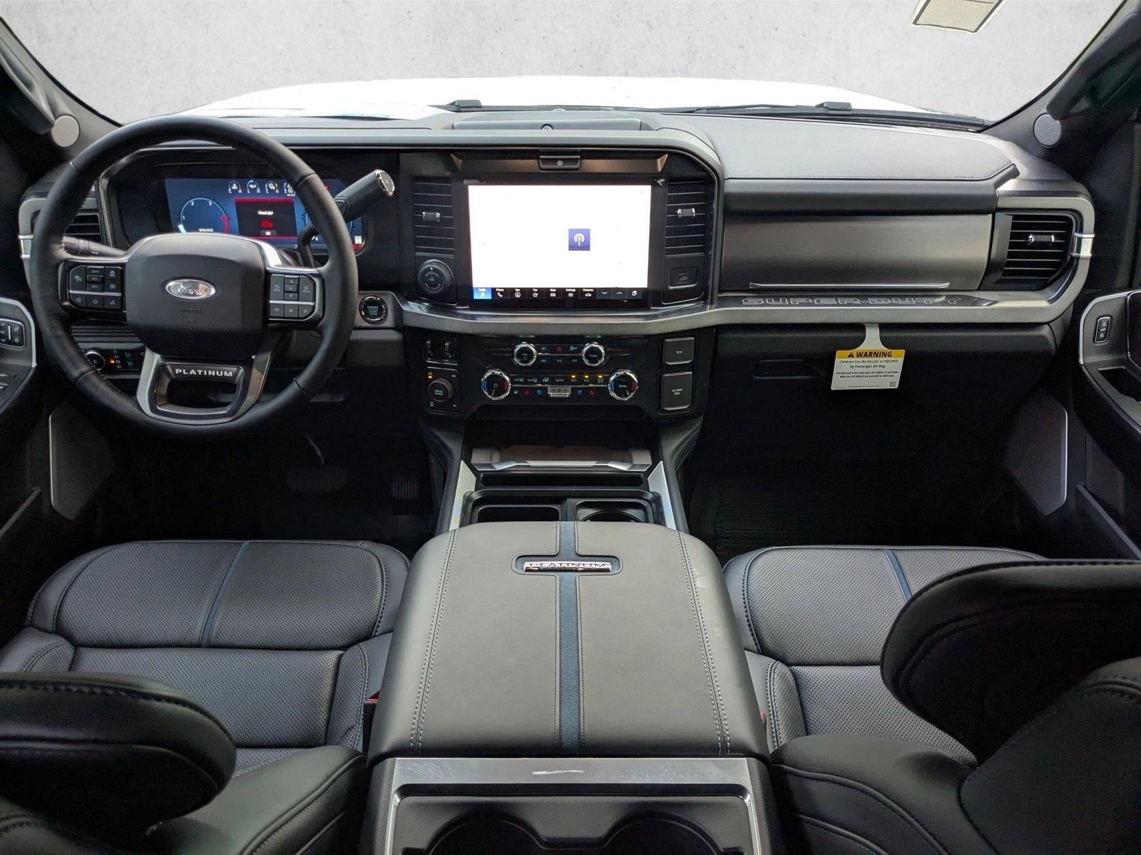 2026 Ford F-250 Super Duty Platinum - Photo 13