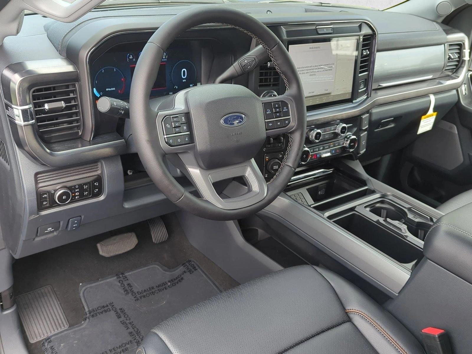 New 2026 Ford F-350 LARIAT Truck Crew Cab