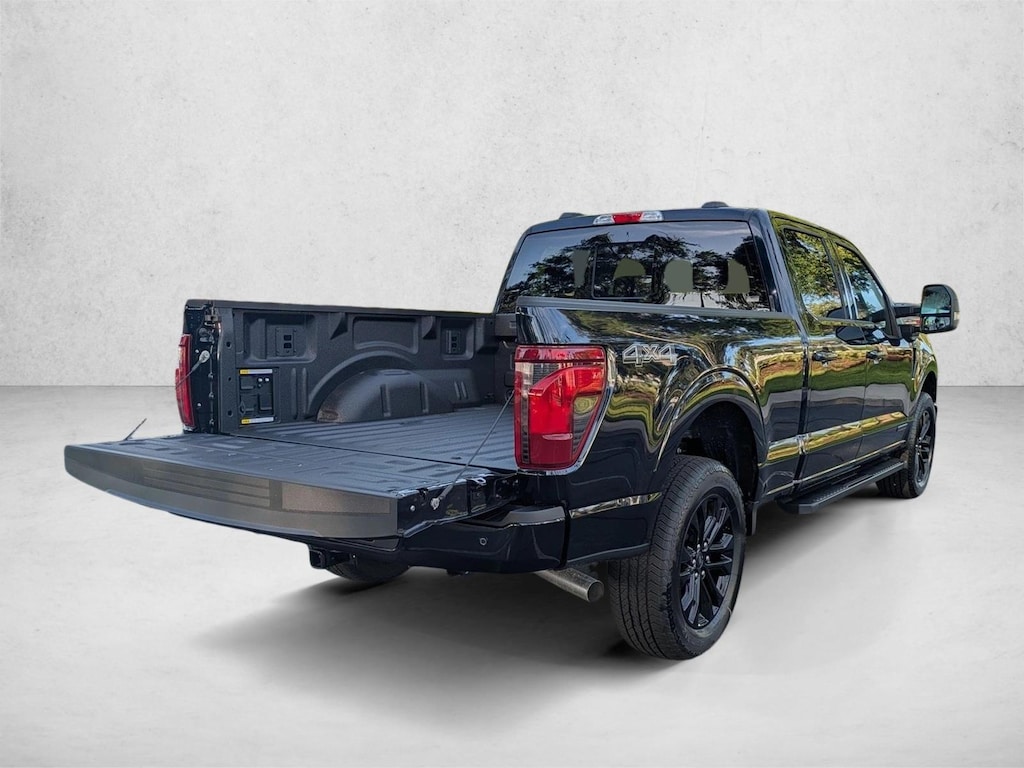 New 2026 Ford F-150 XLT Truck SuperCrew Cab