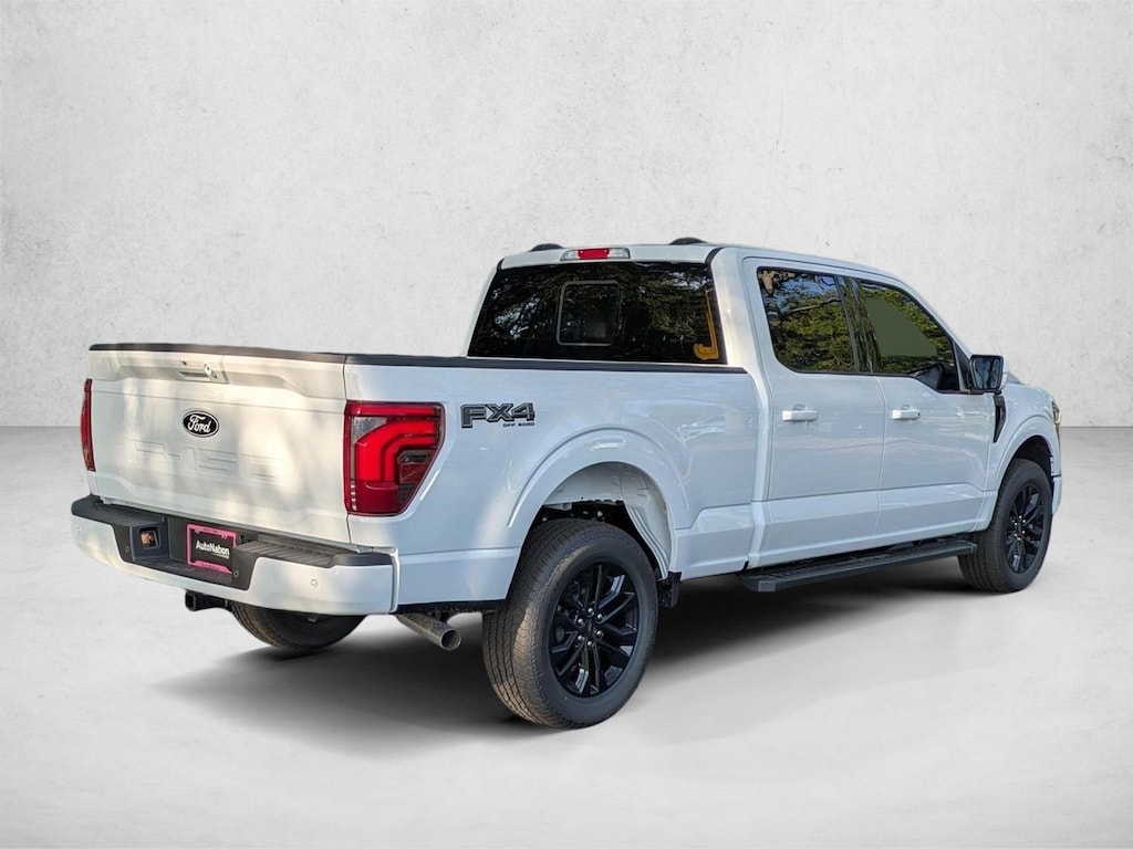 New 2026 Ford F-150 LARIAT Truck SuperCrew Cab