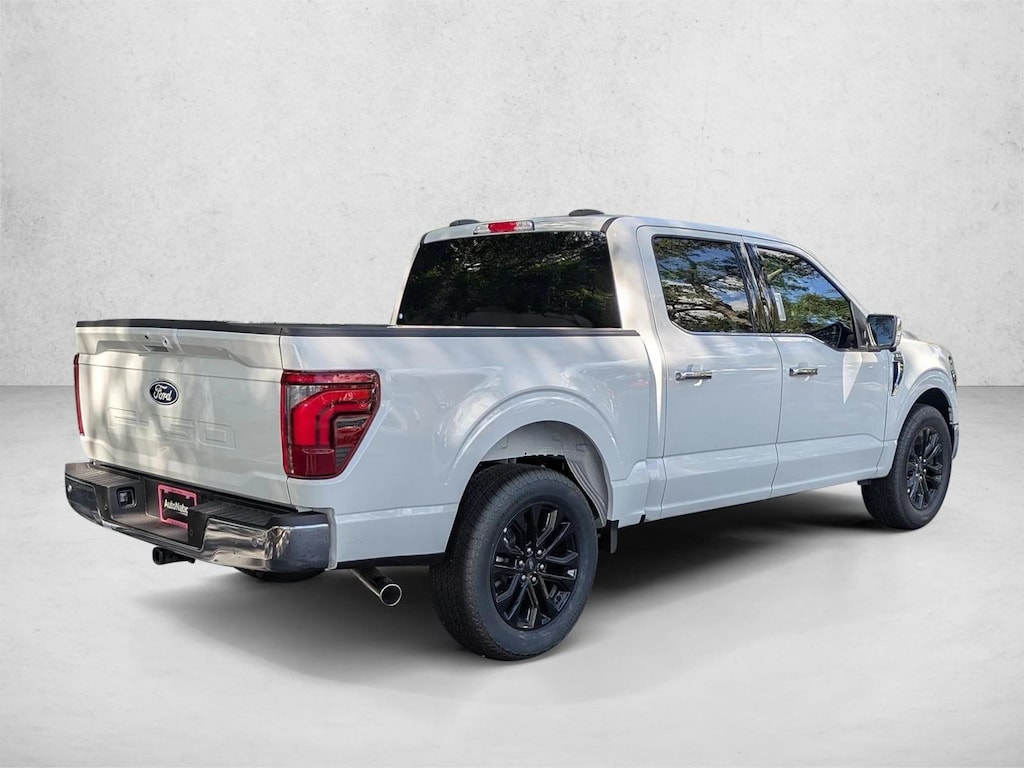 New 2026 Ford F-150 LARIAT Truck SuperCrew Cab