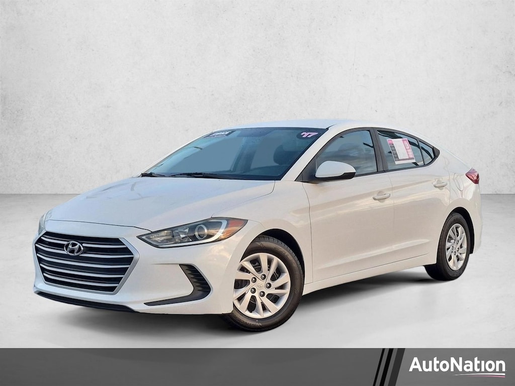 Used 2017 Hyundai Elantra SE Sedan