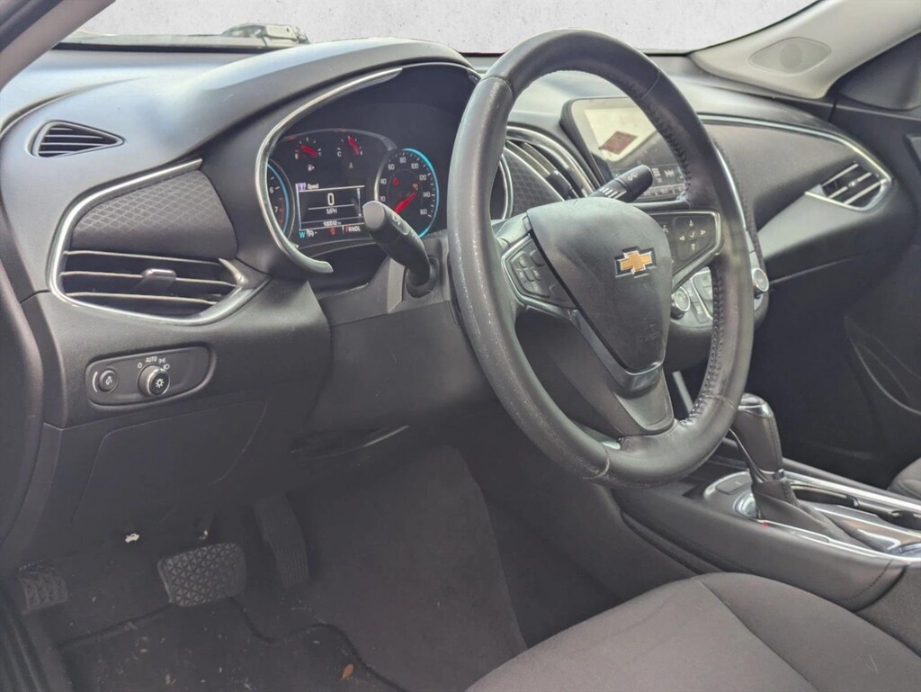Used 2018 Chevrolet Malibu LT Sedan