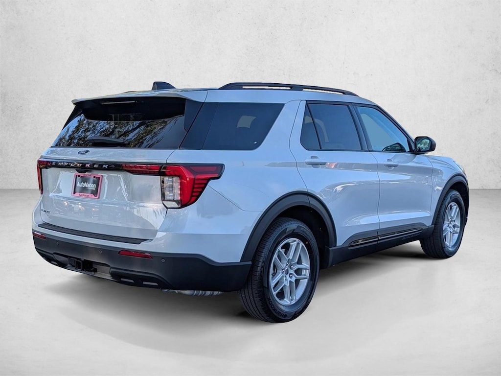 New 2026 Ford Explorer Active w/200A Pkg SUV
