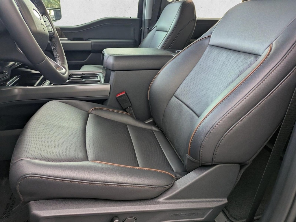 New 2027 Ford F-350 LARIAT Truck Crew Cab
